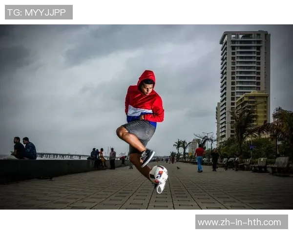 顶级球星花式足球技巧解析与训练方法全方位揭秘